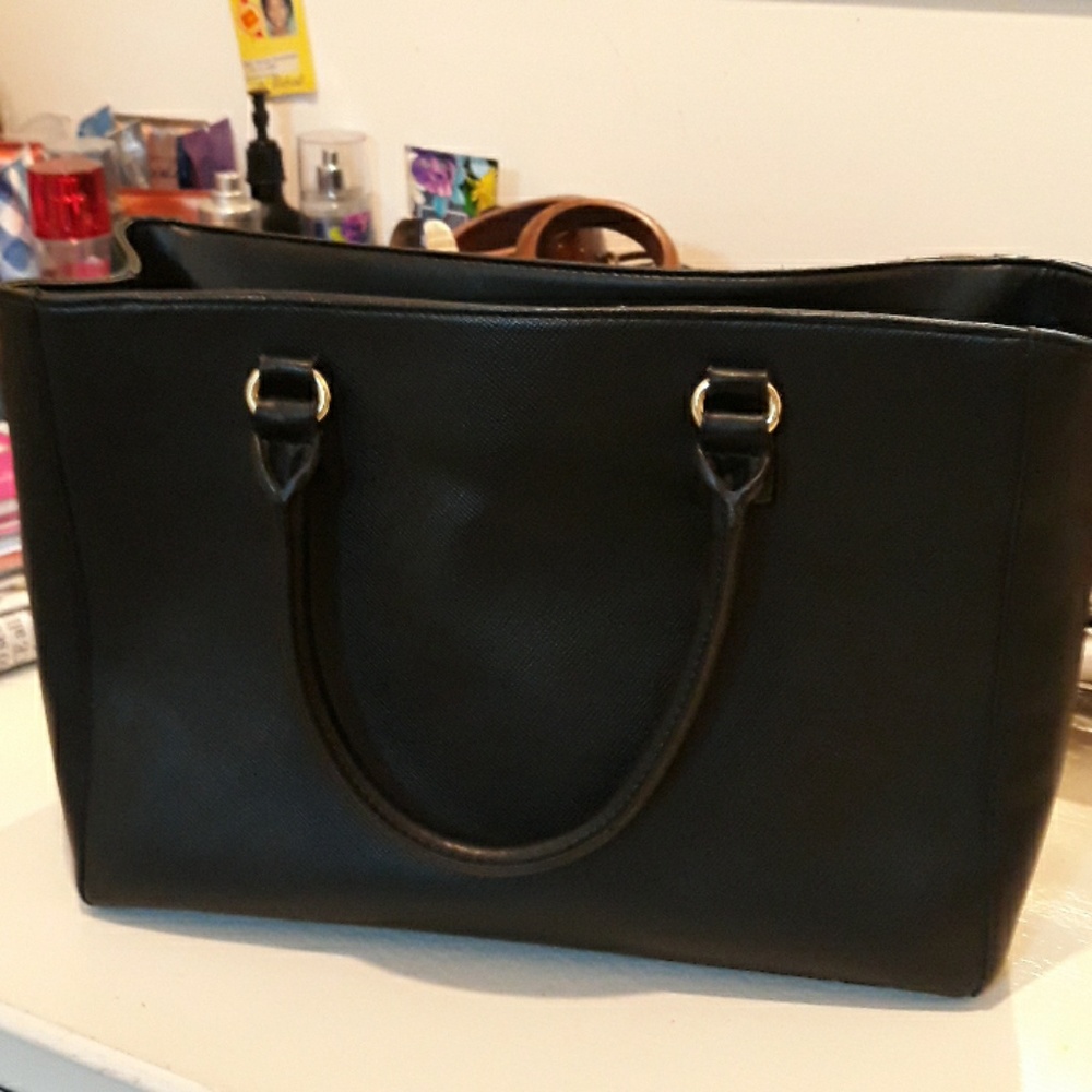 Purse - Picture 3 of 8